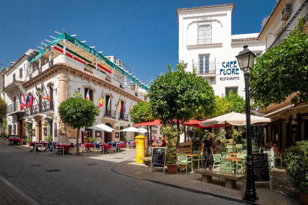 Вілла Marbella Old Town : Luxury Townhouse Екстер'єр фото