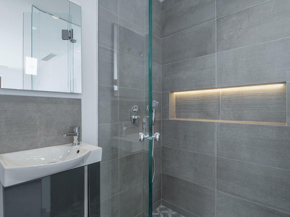 Вілла Marbella Old Town : Luxury Townhouse Екстер'єр фото